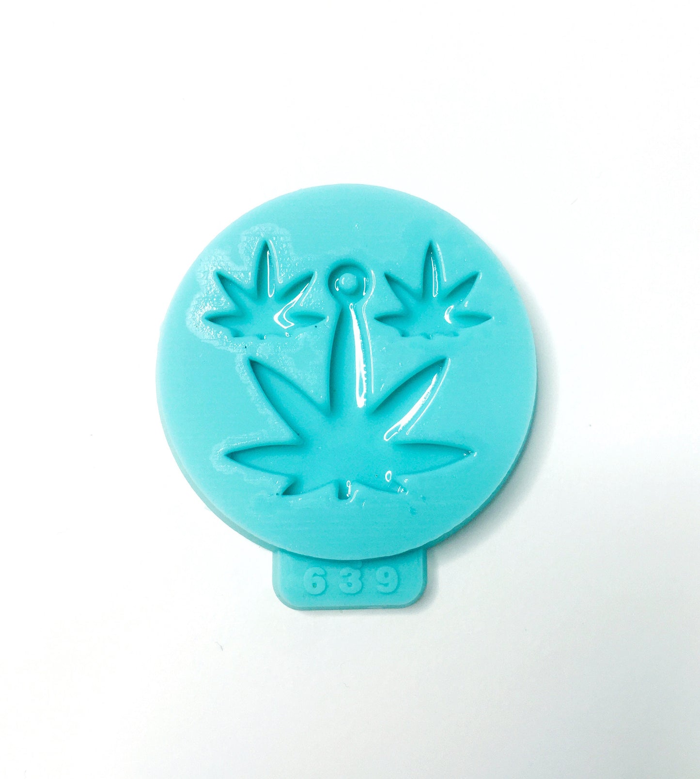 Ensemble pendentif et boucles d'oreilles en silicone, feuille de cannabis. Moule à bijoux DIY, pendentif, résine. Moule en résine ultra brillante.