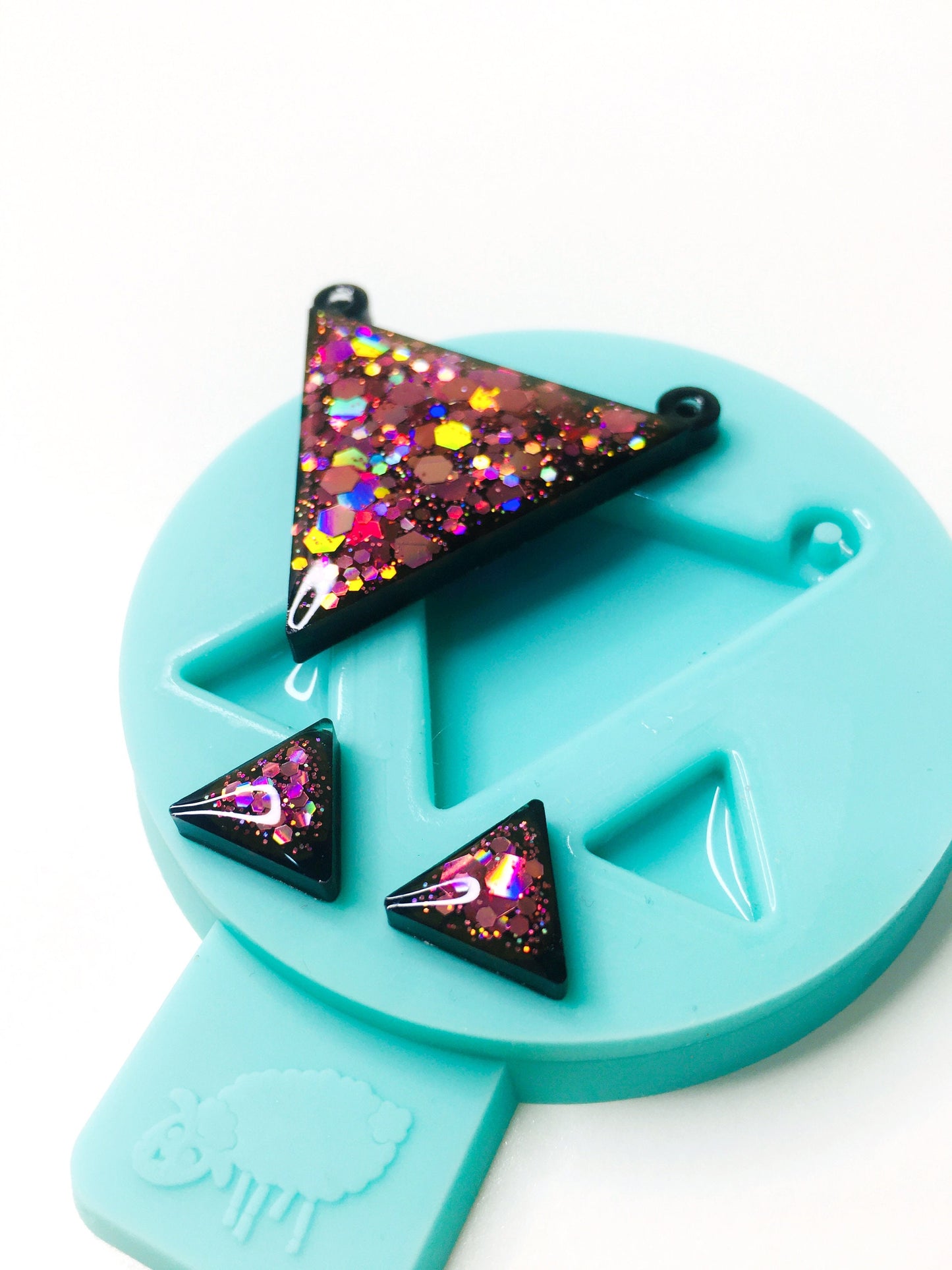 Moule triangulaire pour époxy. Ensemble pendentif et boucles d'oreilles triangulaires. Moule en résine ultra brillante. Fabrication de bijoux. Pendentif triangulaire.
