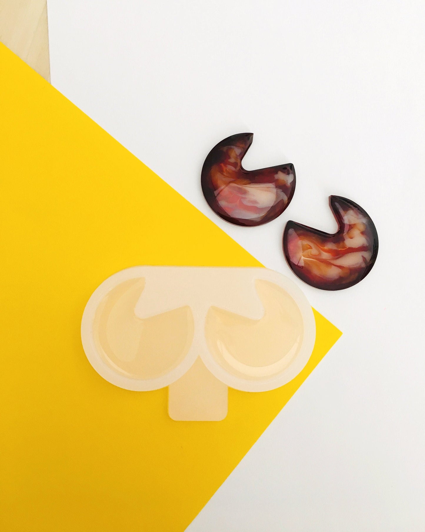 Moule en silicone pour boucles d'oreilles rondes. Moule pour résine époxy et UV. Formes de boucles d'oreilles rondes. Boucles d'oreilles modernes. Moule en caoutchouc rond.