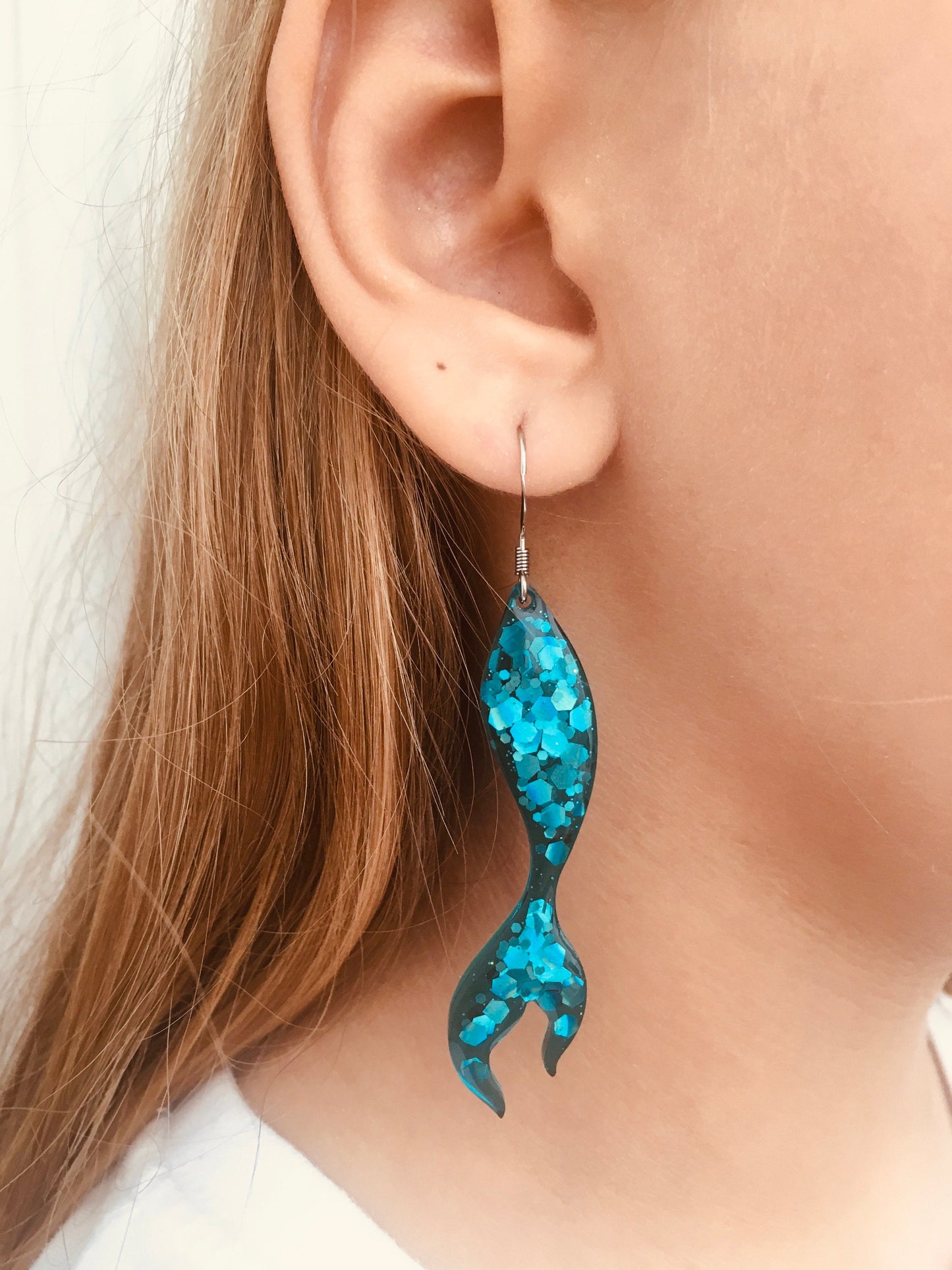 Silicone mold mermaid tail. Mold for earrings made of epoxy and UV resin. Earring pendant in the form of a fish. Molds for jewelry resin