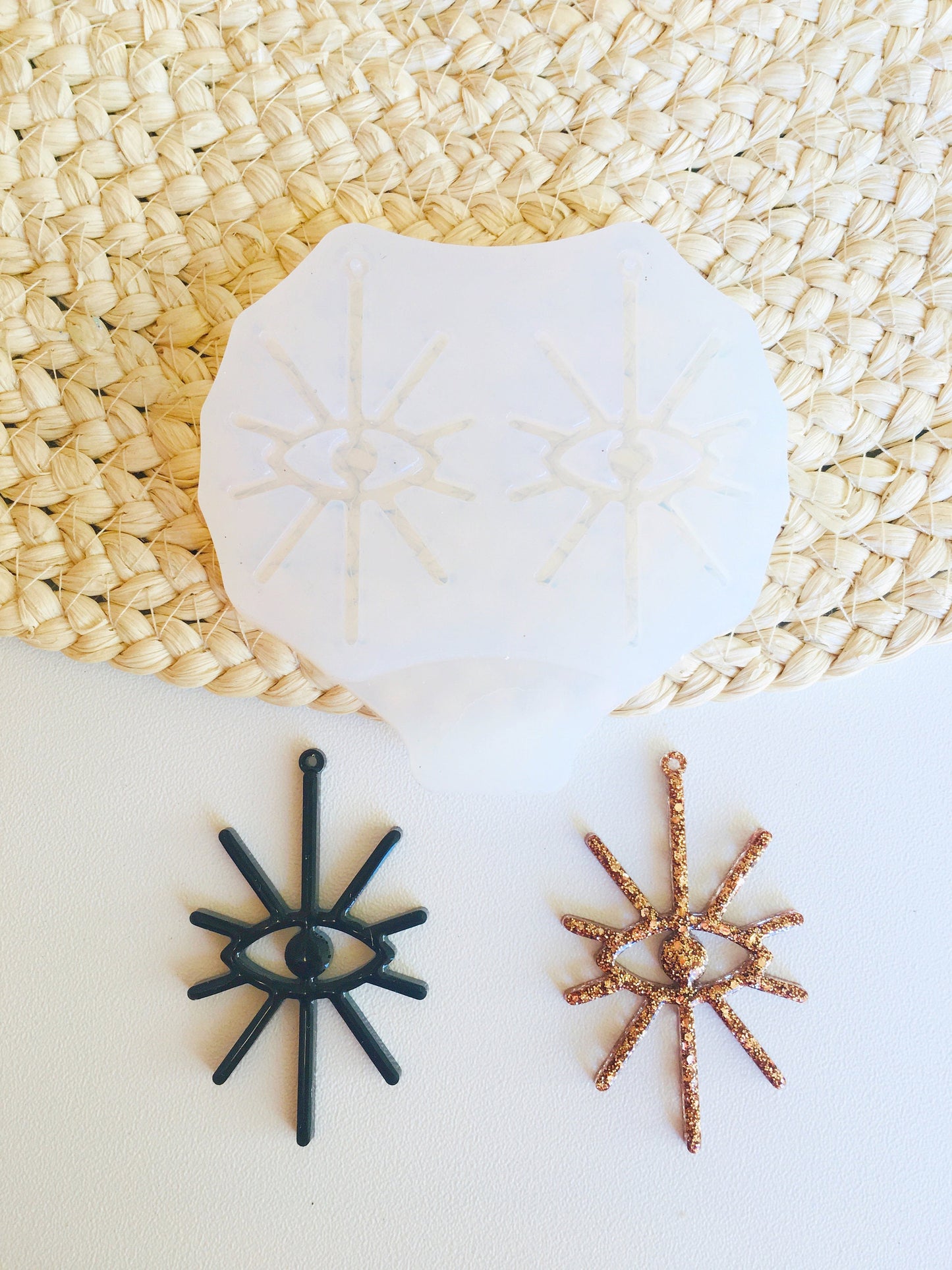 Mold eyes for uv and epoxy resin. Super gloss resin mold. Jewelry earrings form . Rubber mould eyes.