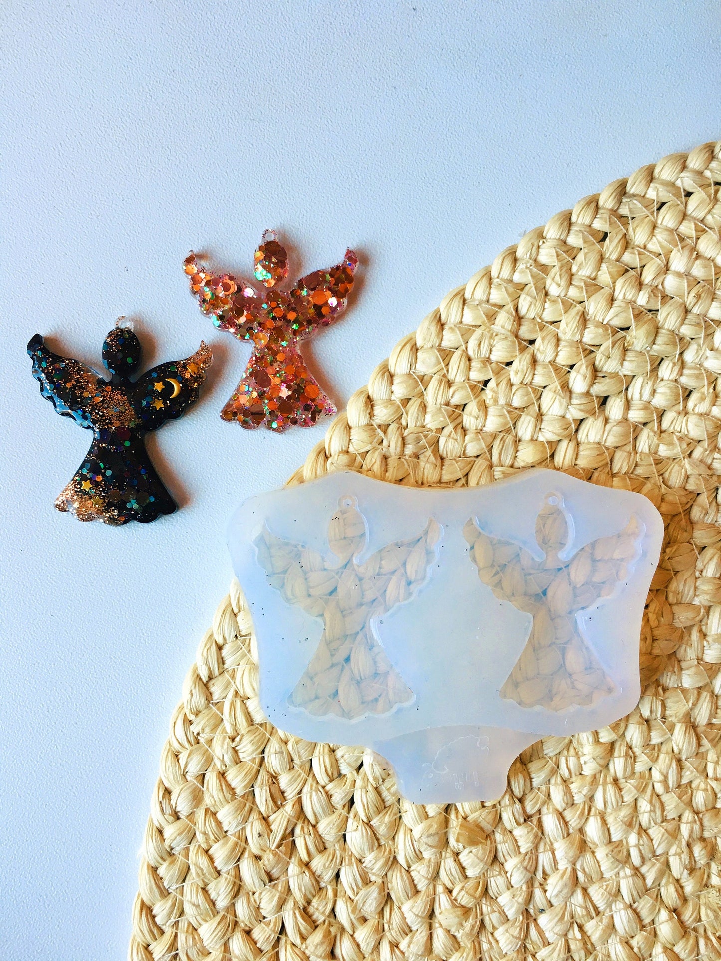 Christmas angel. Silicone mold for epoxy resin earrings.