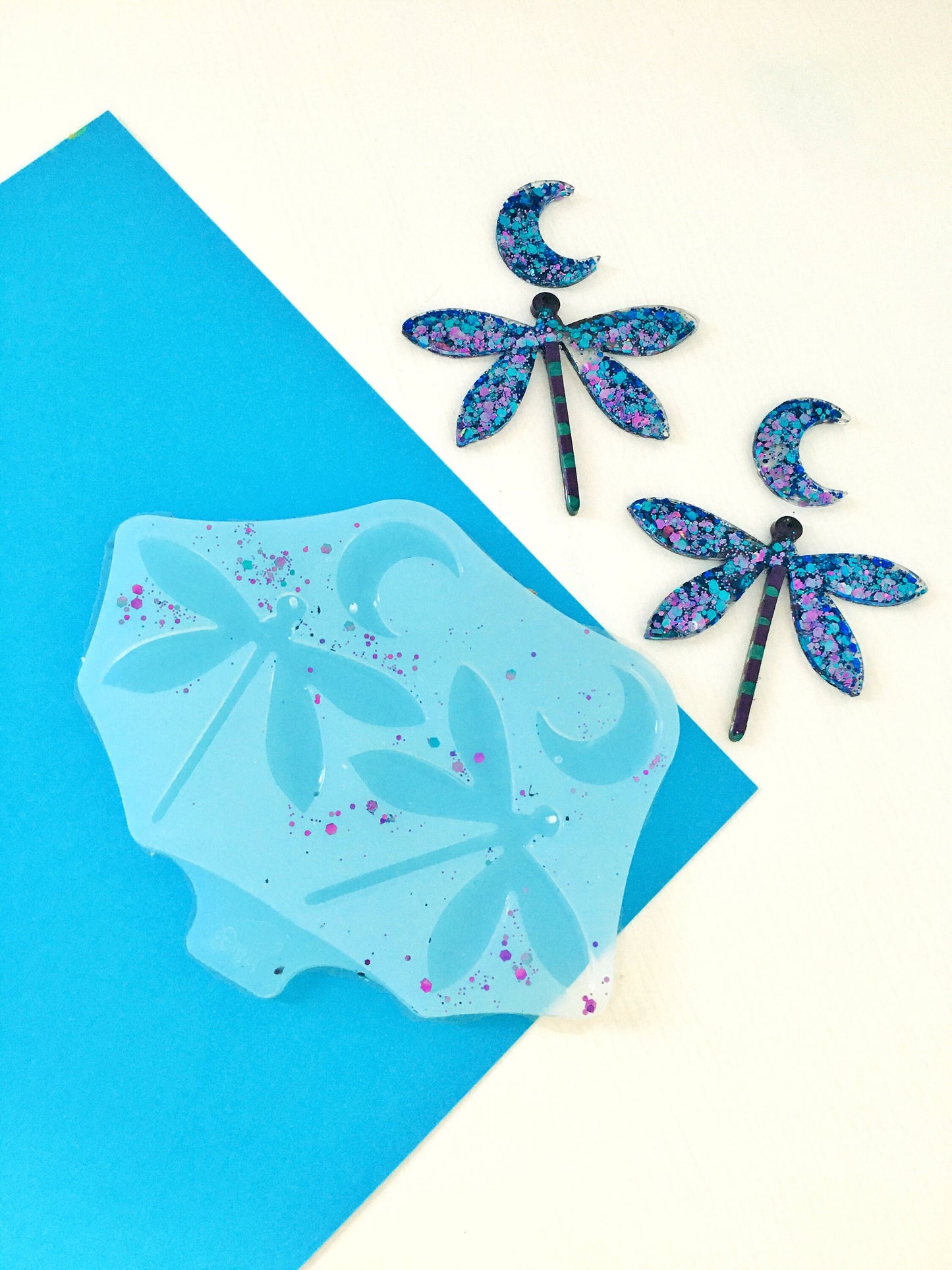 Earrings dragonfly . Silicone mold for epoxy and UV resin.