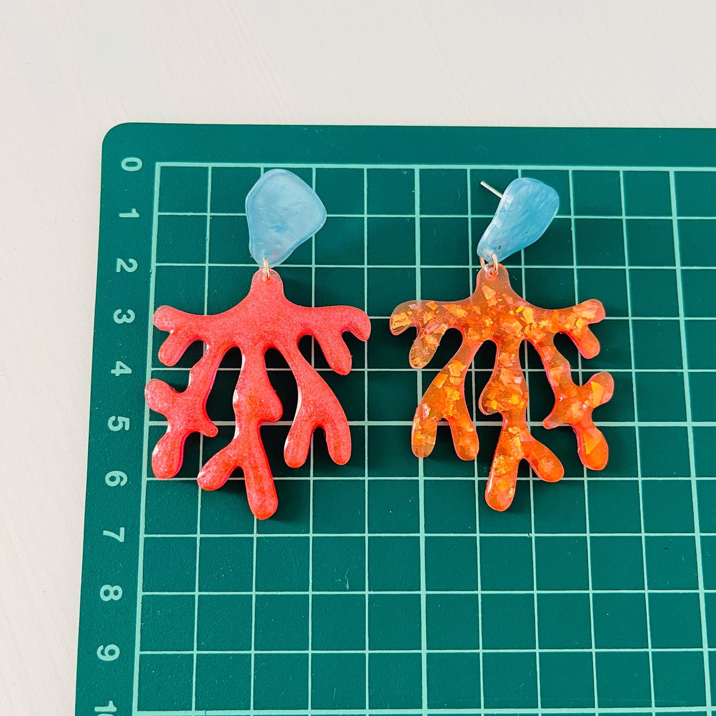 Earrings Mold-coral. Silicone mold for epoxy and UV resin. Clear gloss coral from resin . coral Earrings.