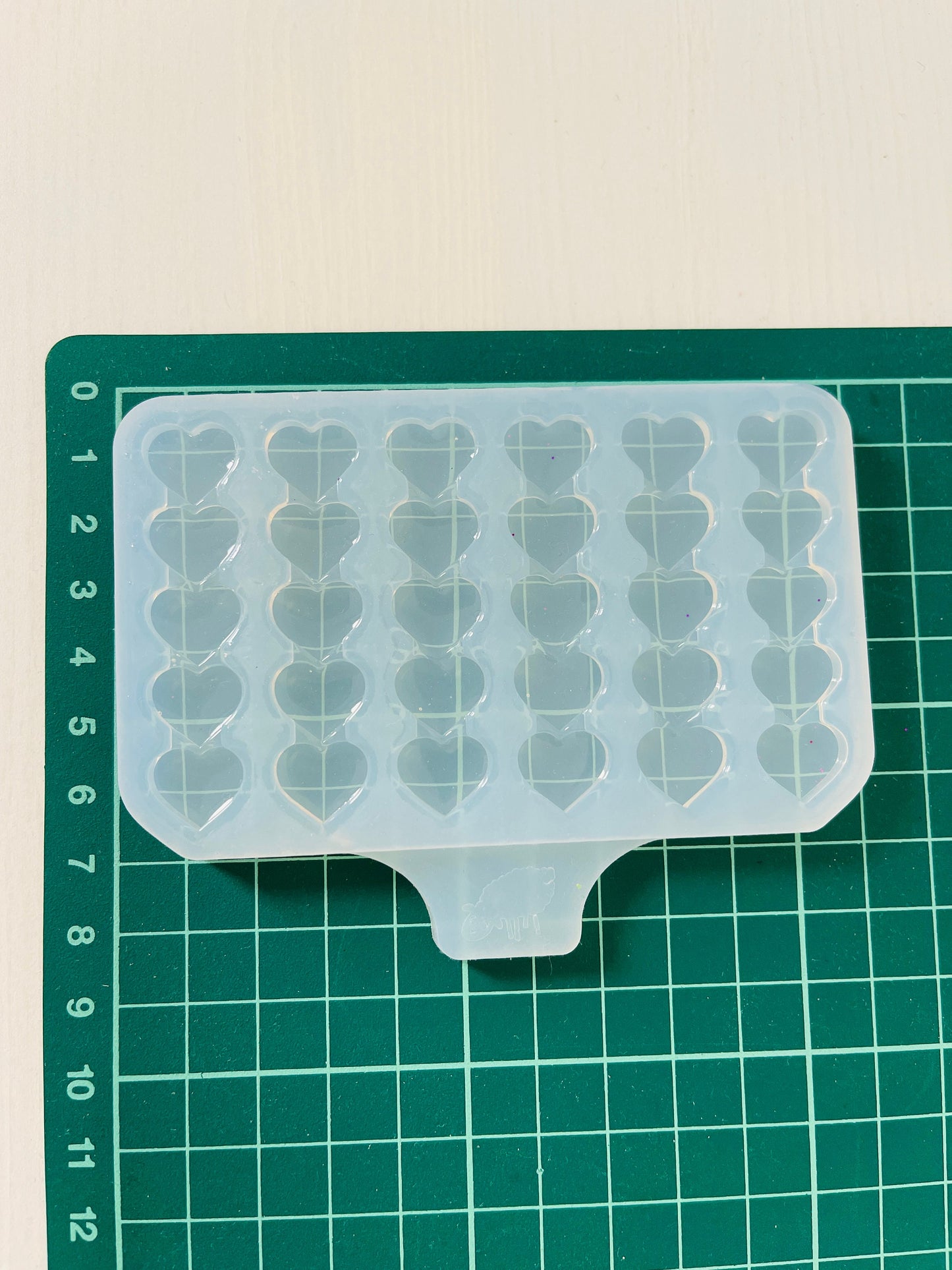 Hair clips 5 x 1.2 cm. Mold for epoxi and uv resin
