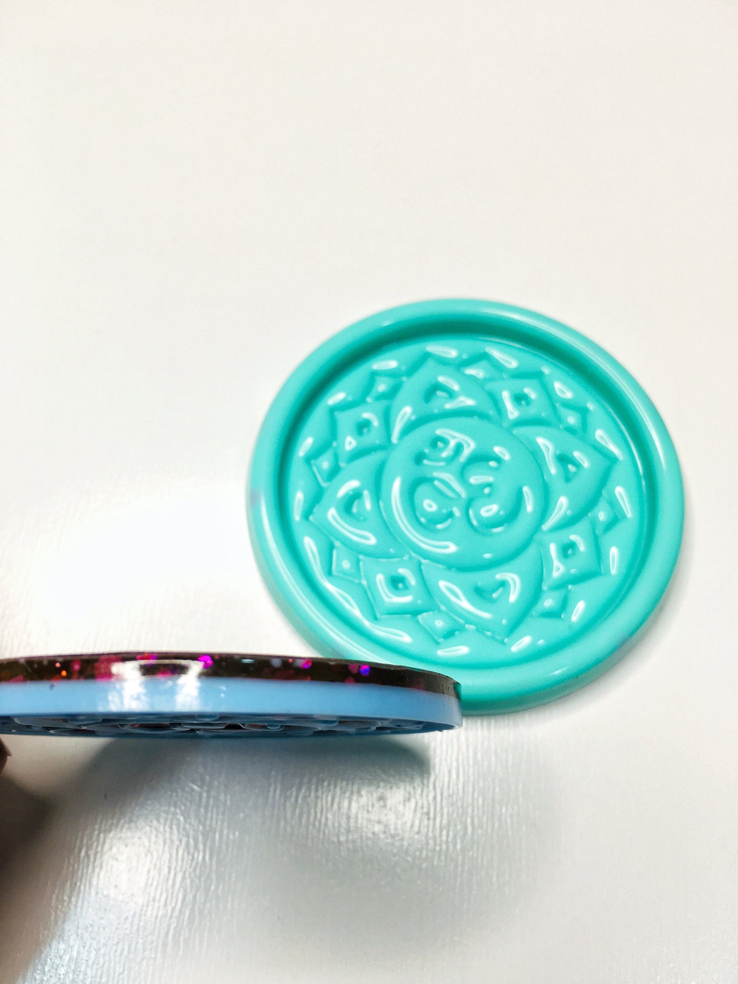 Silicone mold mandala om for epoxy. Mold resin art. Super glossy resin mold. DIY form for a symbol ohm. Jewelry diy mold pendant.