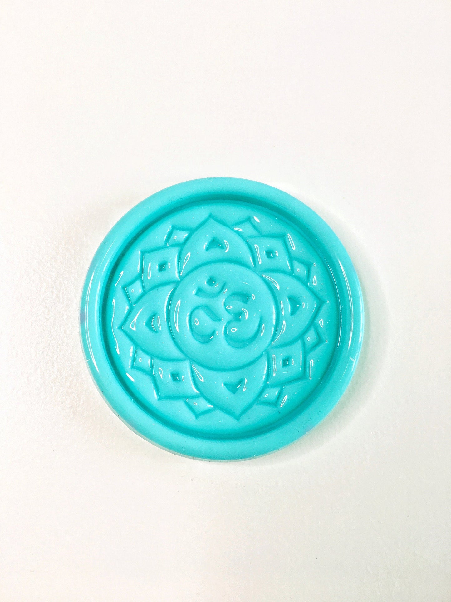 Silicone mold mandala om for epoxy. Mold resin art. Super glossy resin mold. DIY form for a symbol ohm. Jewelry diy mold pendant.