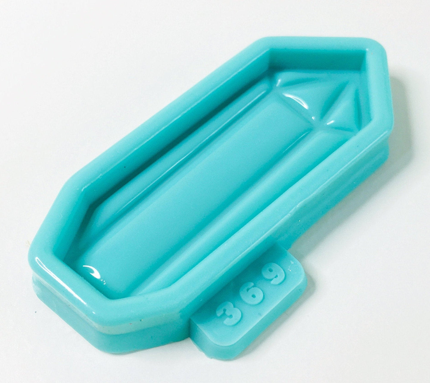 Silicone mold pendant crystal for epoxy. Mold resin art. Super glossy resin mold. DIY form for a crystal resin art. Jewelry mold pendant..
