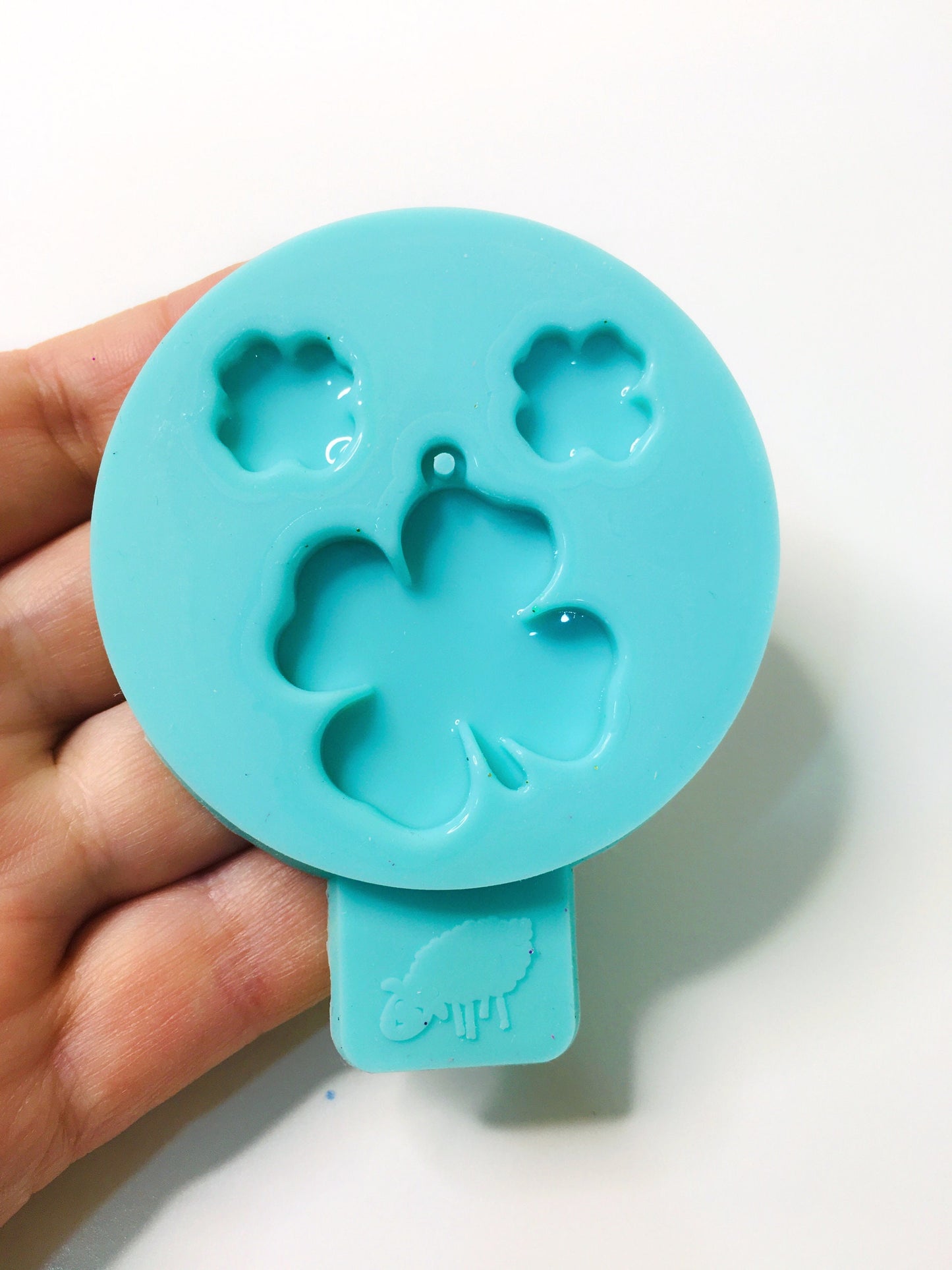Mold clover  for epoxy. Set of pendant and earrings. Super glossy resin mold. Jewelry clover pendant. Rubber mold clover.