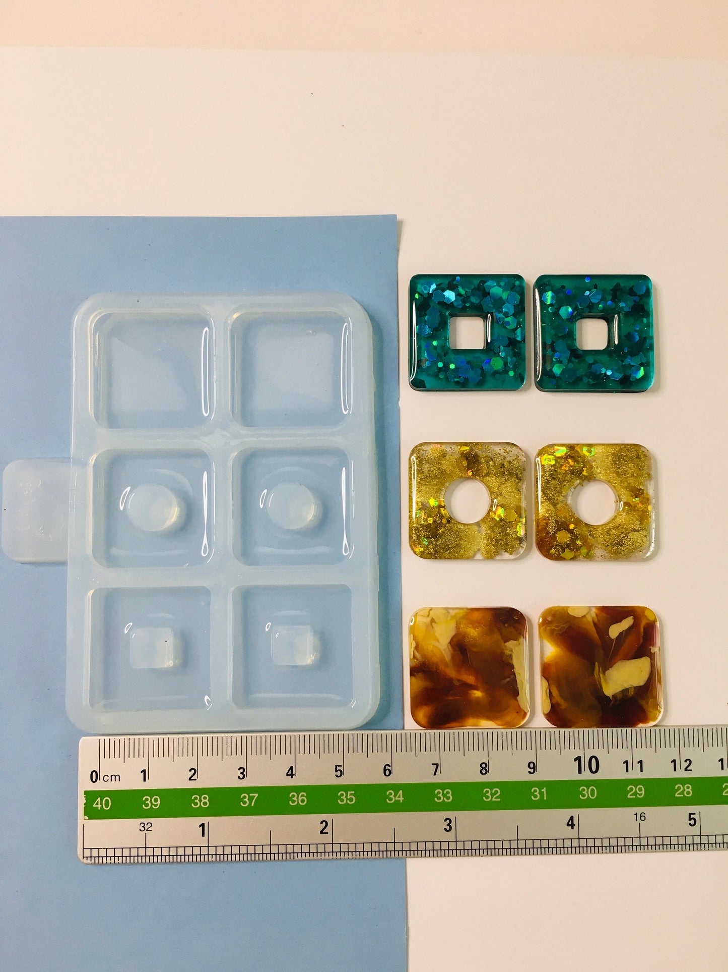 Silicone mold for earrings squares. Mold for epoxy and UV resin. Сlear glossy resin form. Squares shaped jewelry earrings.