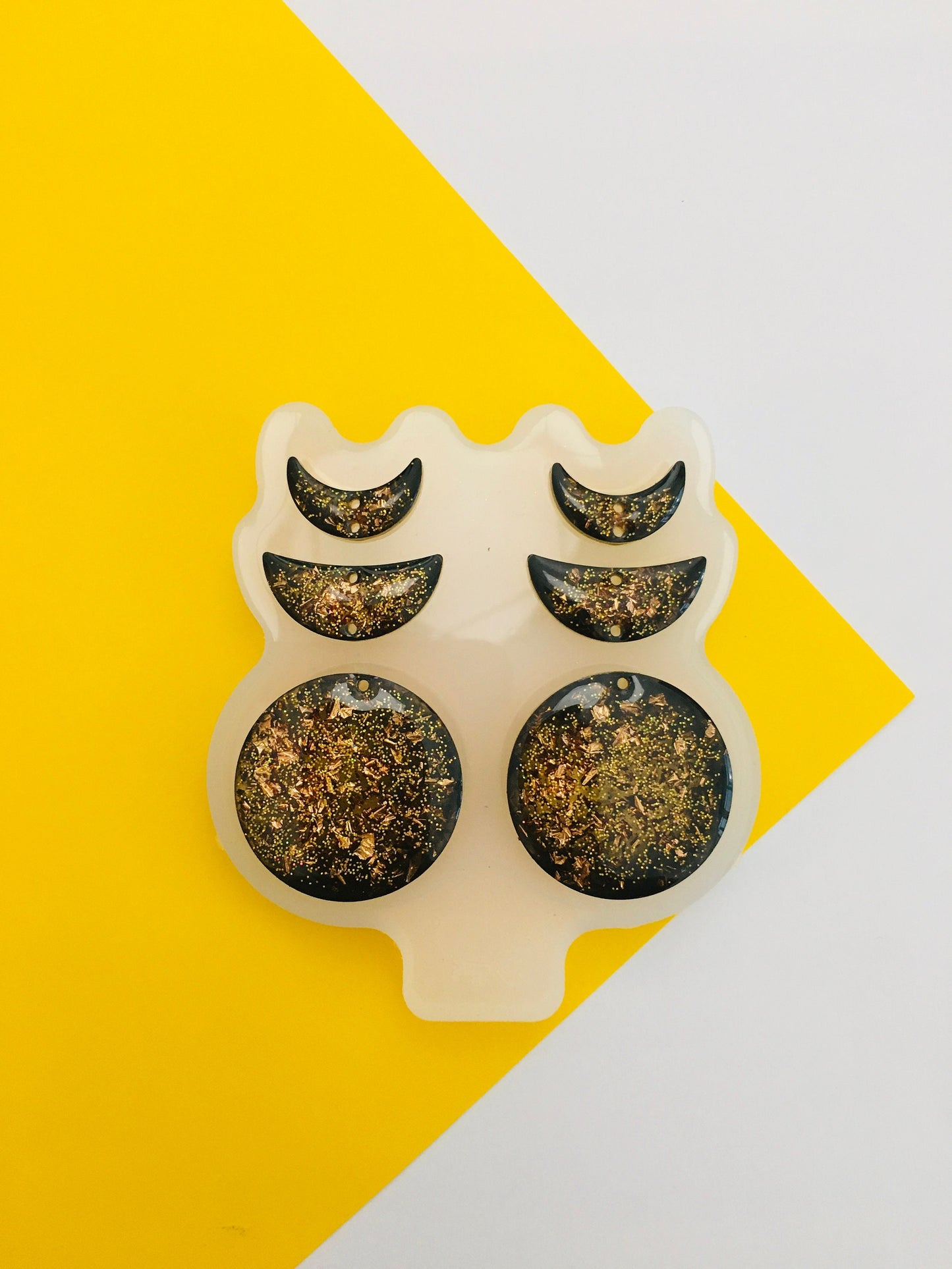 Mold moon cycle stud earrings  for uv and epoxy. Set of  stud earrings. Super glossy resin mold. Jewelry diy form moon cycle pendant.