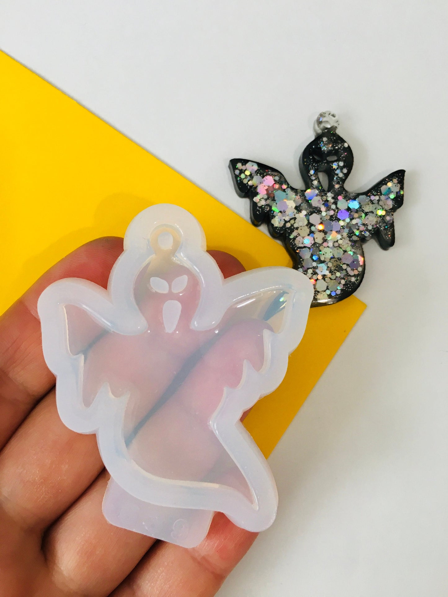Halloween silicone mold ghost  for epoxy. Super glossy resin mold. DIY form for a Halloween pumpkin. Jewelry diy mold a Halloween.