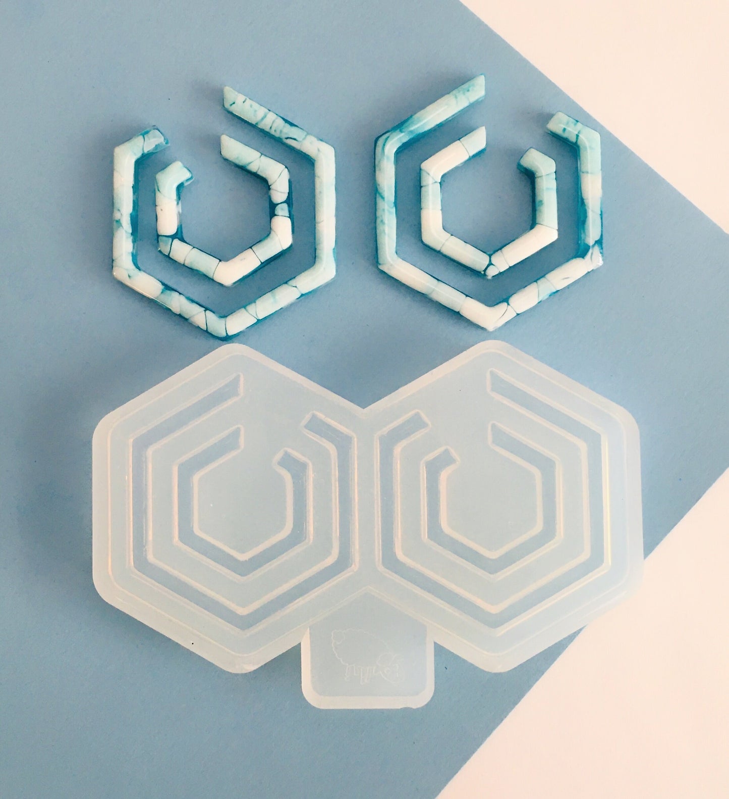 Silicone mold hexagon earrings  . Mold hexagon for epoxy and UV resin. Super gloss resin mold. Jewelry earrings form . Rubber mould hexagon.