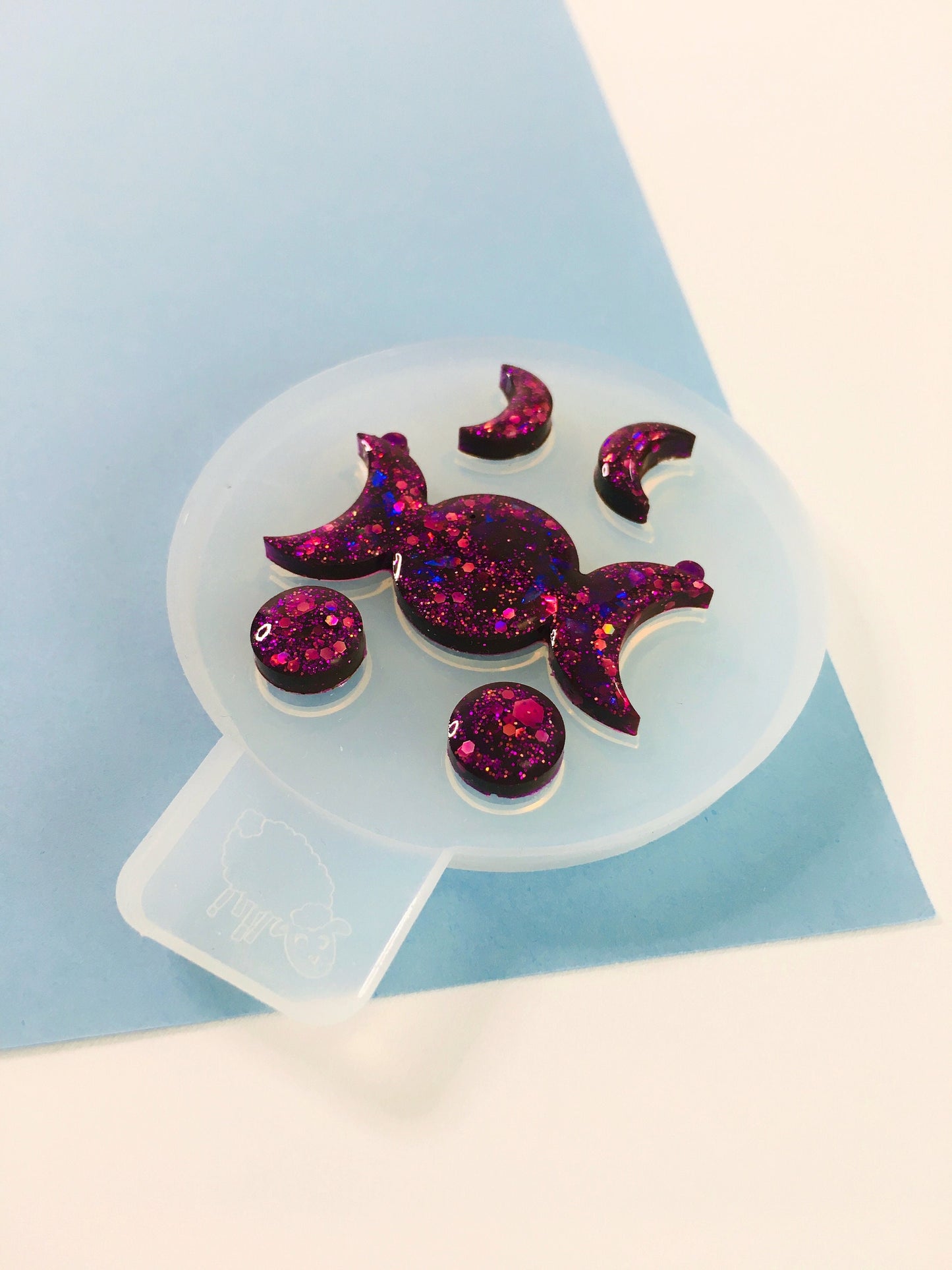 Mold moon cycle pendant  for epoxy. Set pendant & stud earrings. Super glossy resin mold. Jewelry diy form moon cycle pendant.