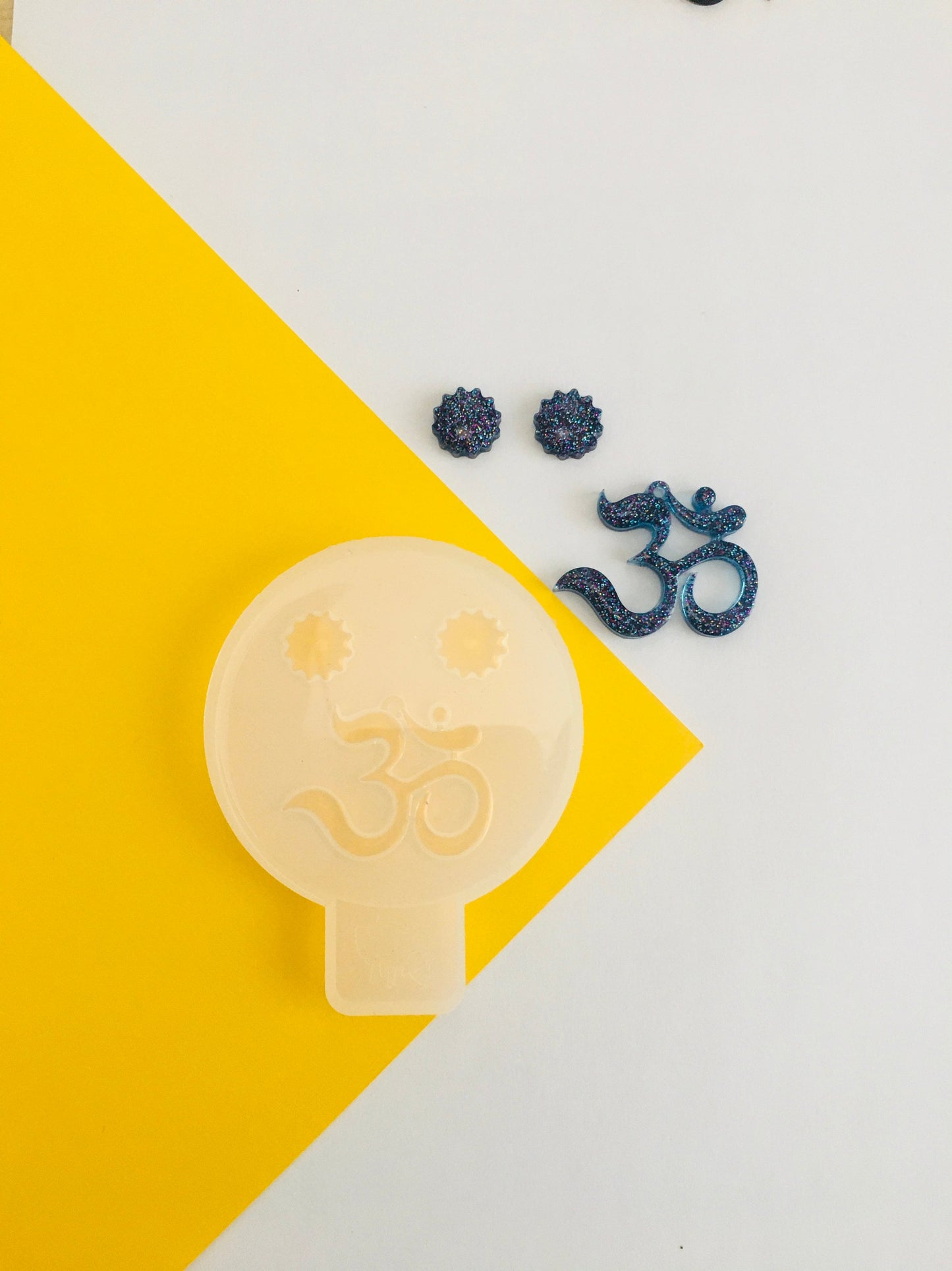 Silicone mold pendant mandala om for epoxy.Set of pendant & stud earrings.Mold resin art.Super glossy resin mold.DIY form for a symbol ohm.