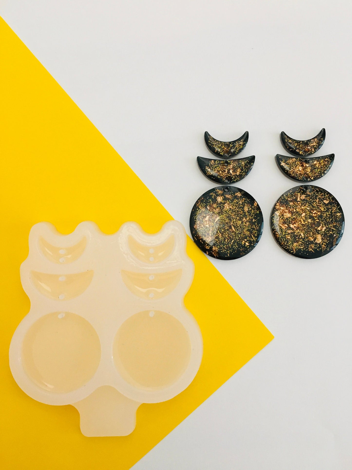 Mold moon cycle stud earrings  for uv and epoxy. Set of  stud earrings. Super glossy resin mold. Jewelry diy form moon cycle pendant.