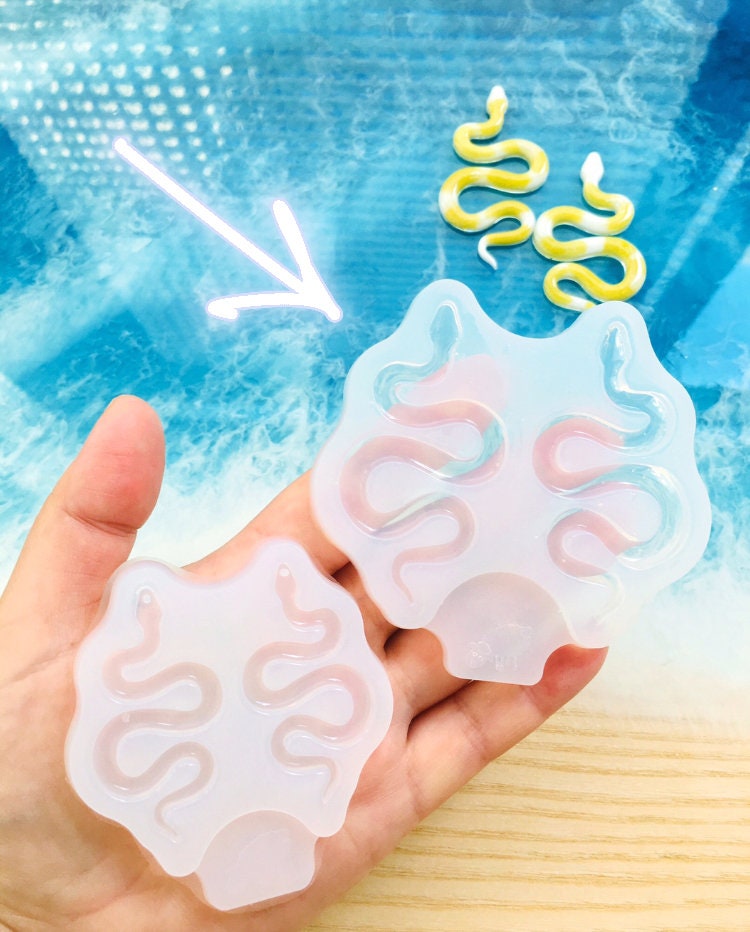 Mold snake earrings-stud. Silicone mold for epoxy and UV resin. Transparent glossy snake shape. Viper earrings-stud. DIY earrings