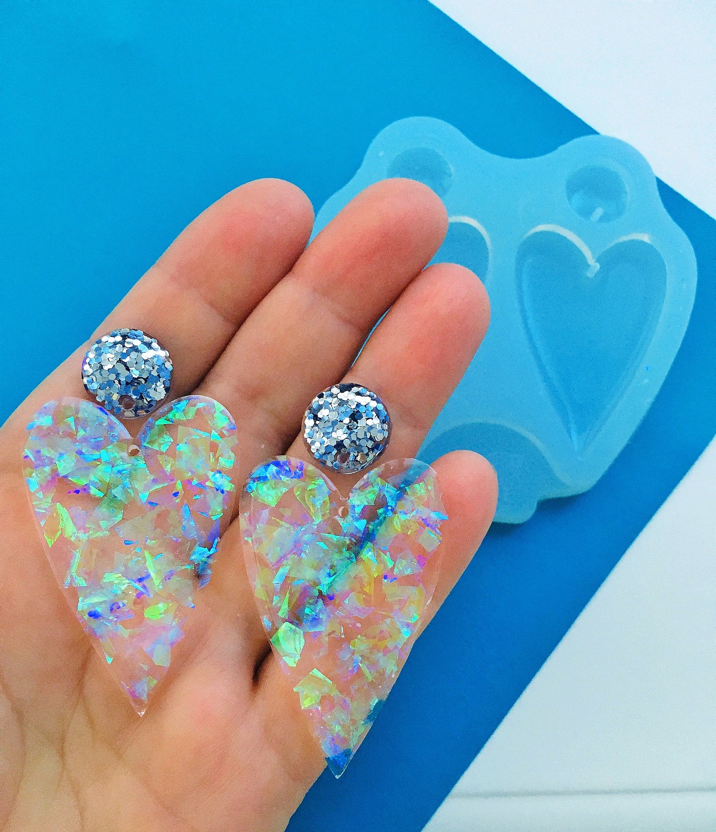 Silicone heart earrings. Mold for epoxy and UV resin. Super glossy resin form. Heart shaped jewelry earrings. Rubber form.