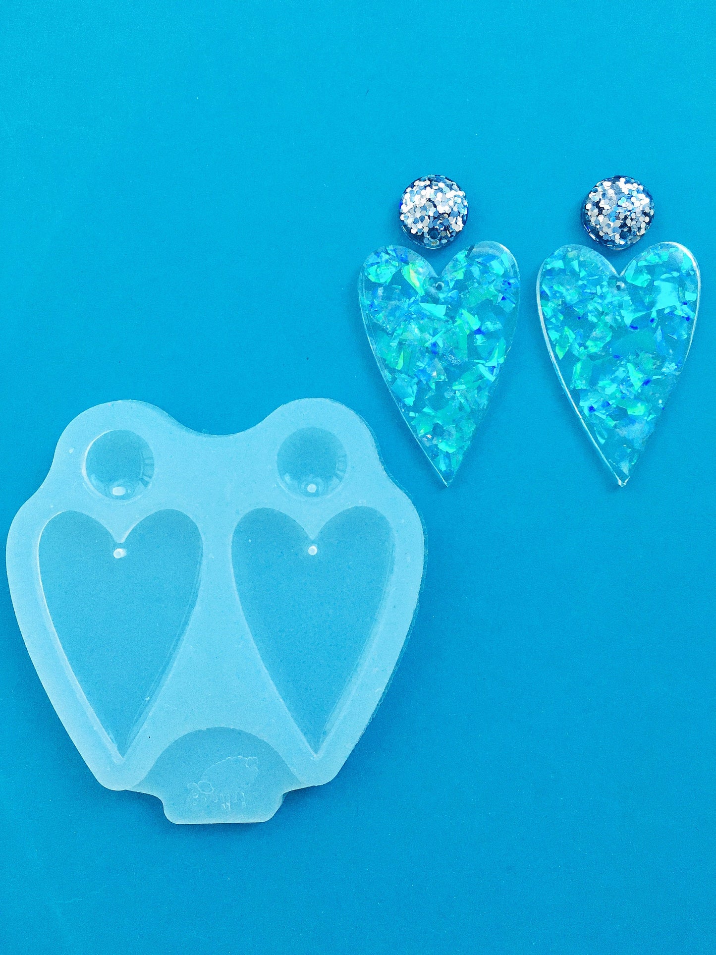 Silicone heart earrings. Mold for epoxy and UV resin. Super glossy resin form. Heart shaped jewelry earrings. Rubber form.
