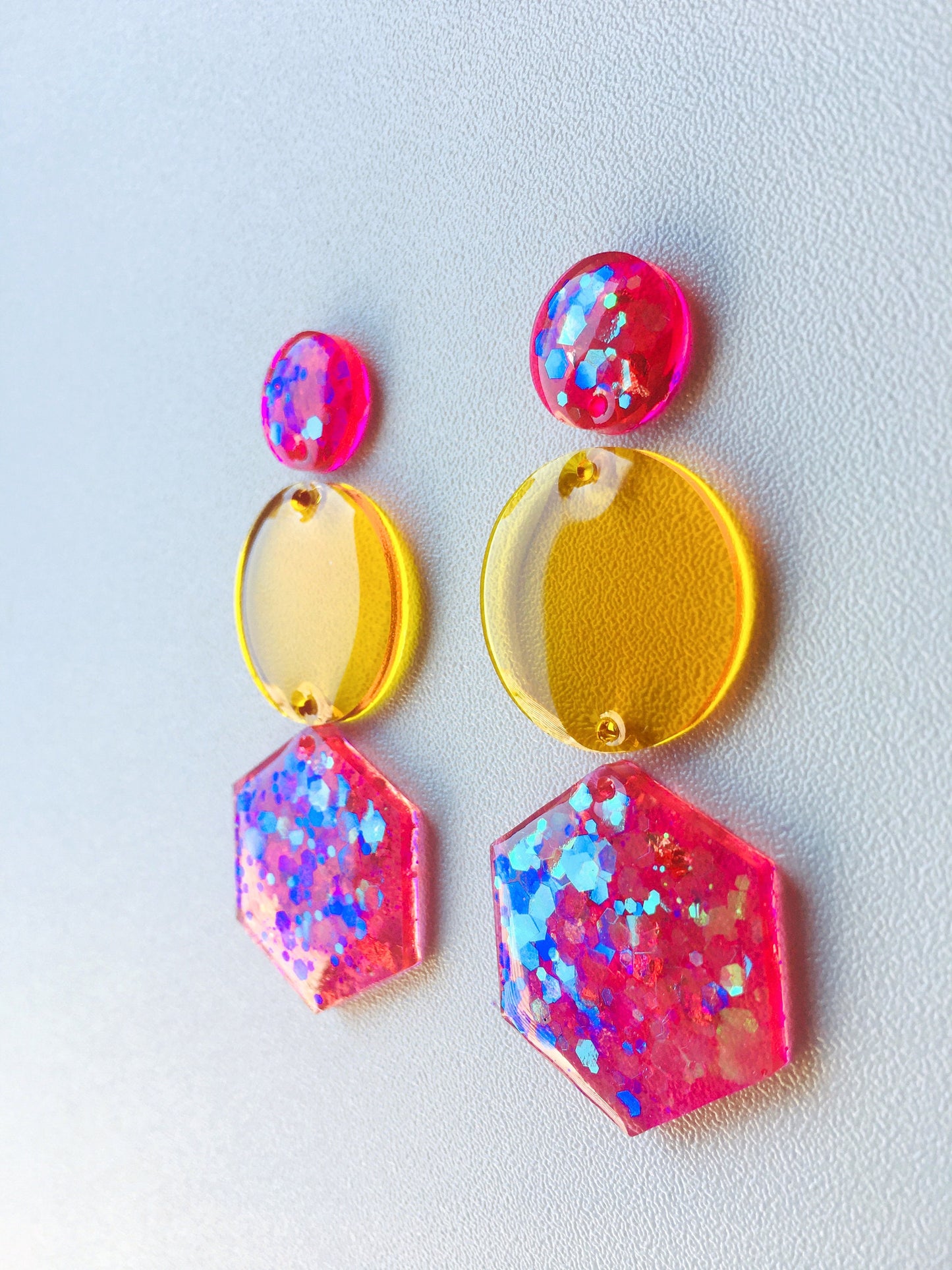 Epoxy resin earring silicone mold. Circle and hexagon shape.