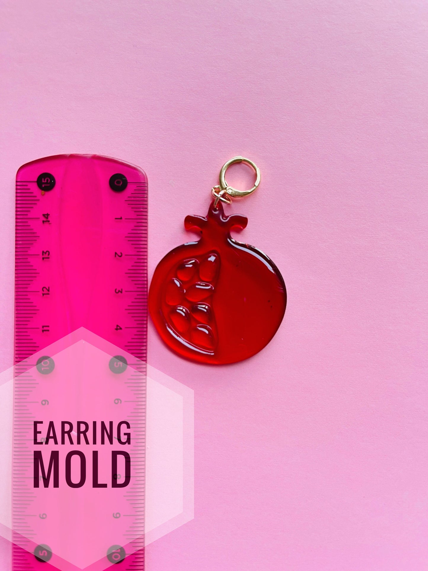 Garnet. Silicone mold for working with epoxy or UV resin.