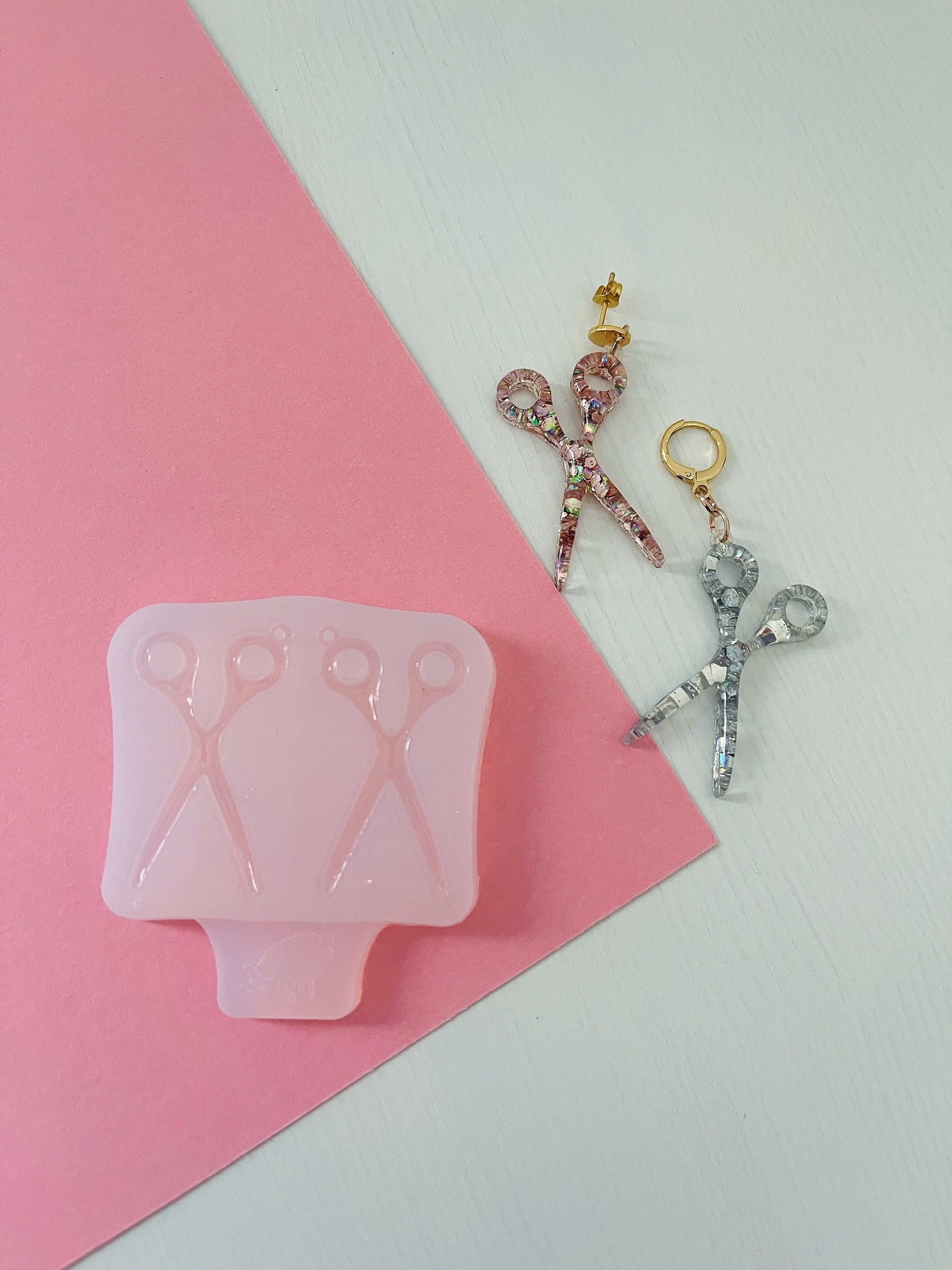 Silicone mold for earrings in the form of scissors. Mold for epoxy and UV resin. Glossy resin form. Rubber mold
