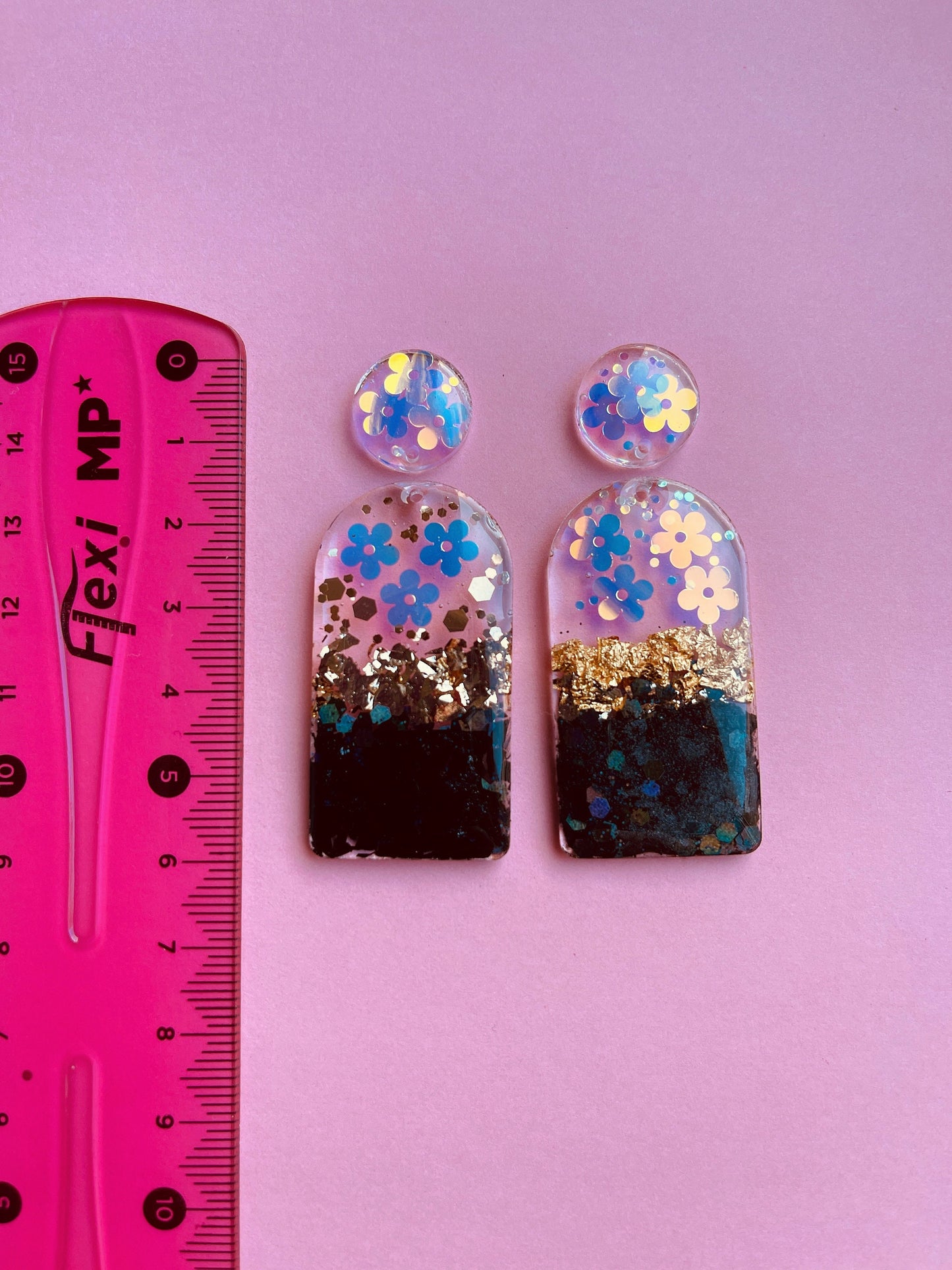 Silicone mold  modern earrings arc  . Mold for uv and epoxy resin. Super gloss resin mold
