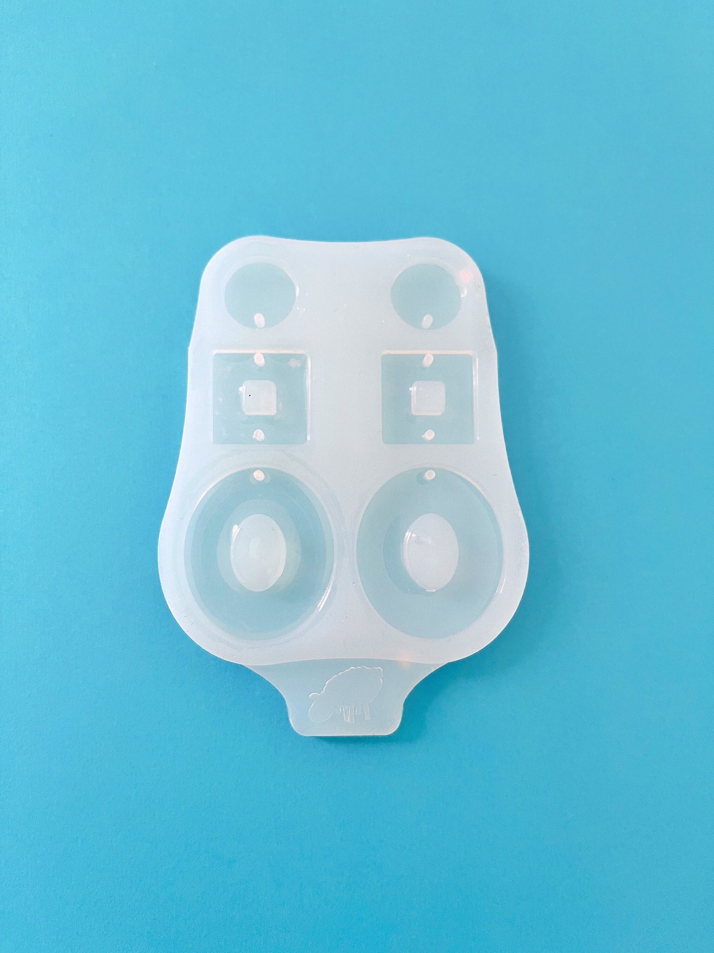 Silicone mold earrings circle and square . Mold ring for epoxy and UV resin. Mold earrings circle and square.