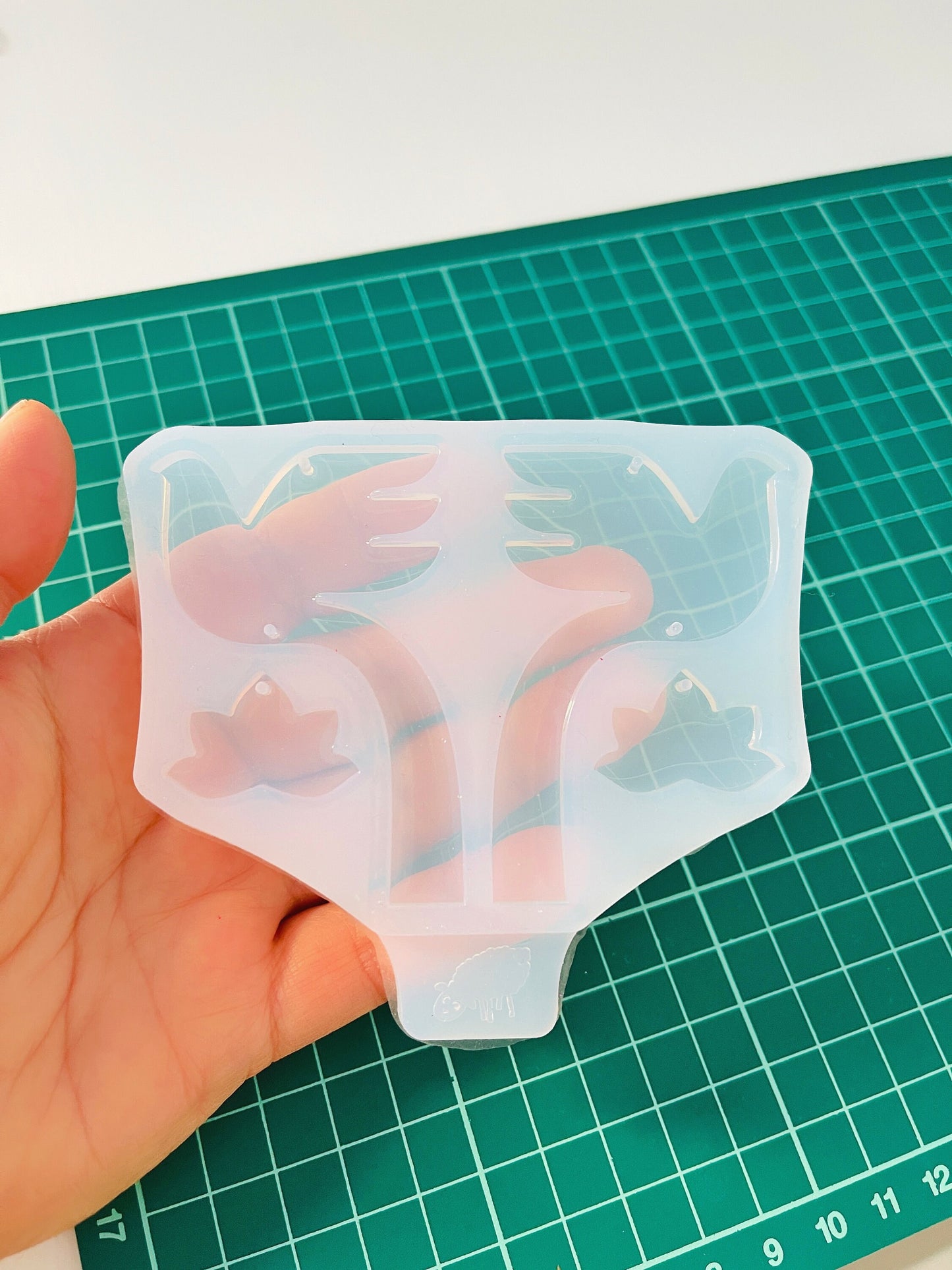 Bird. Silicone mold for working with epoxy or UV resin.