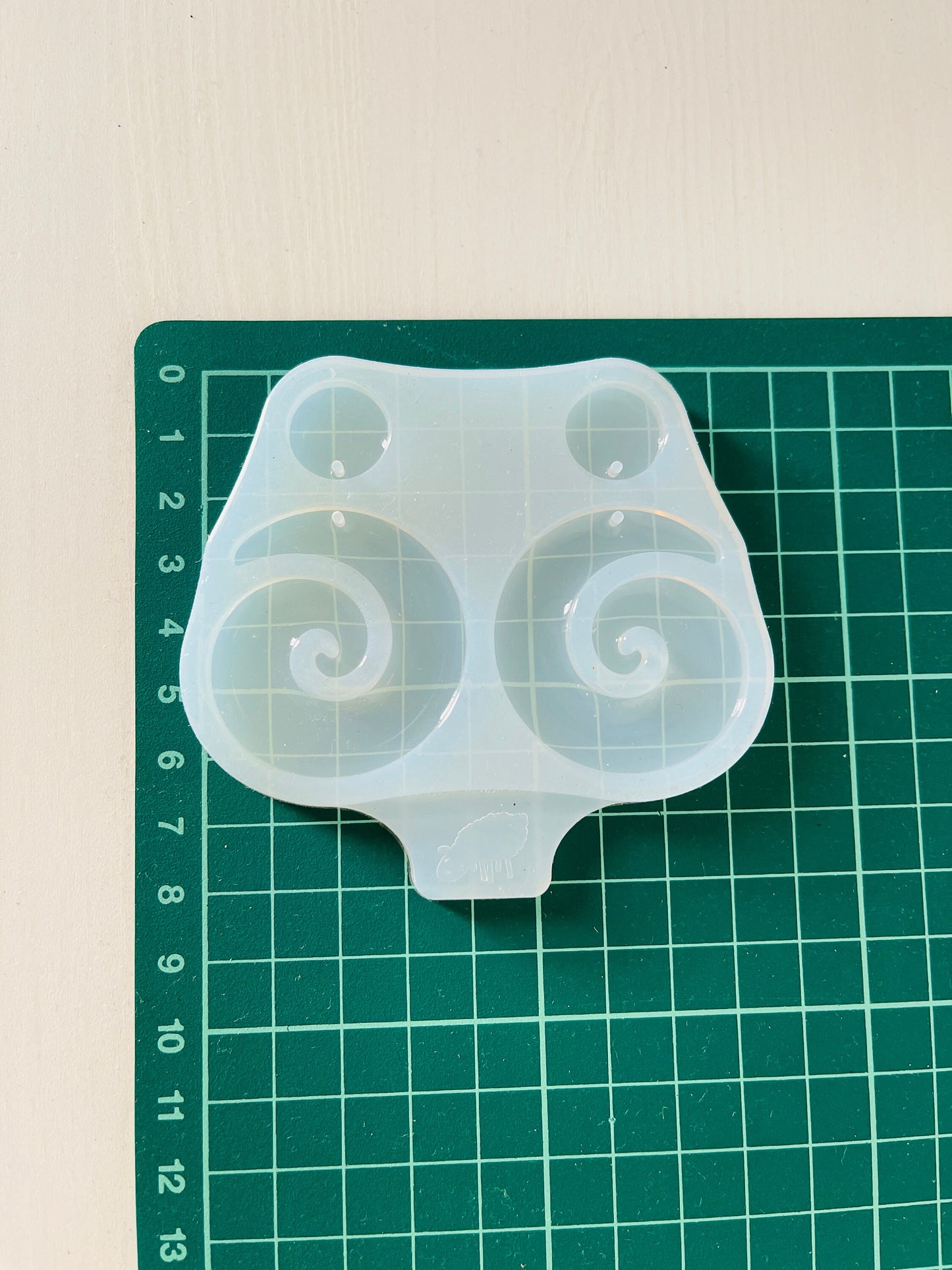 Silicone mold earrings spiral . Mold ring for epoxy and UV resin. Mold earrings circles. Jewelry earrings from round. Rubber mould spiral.