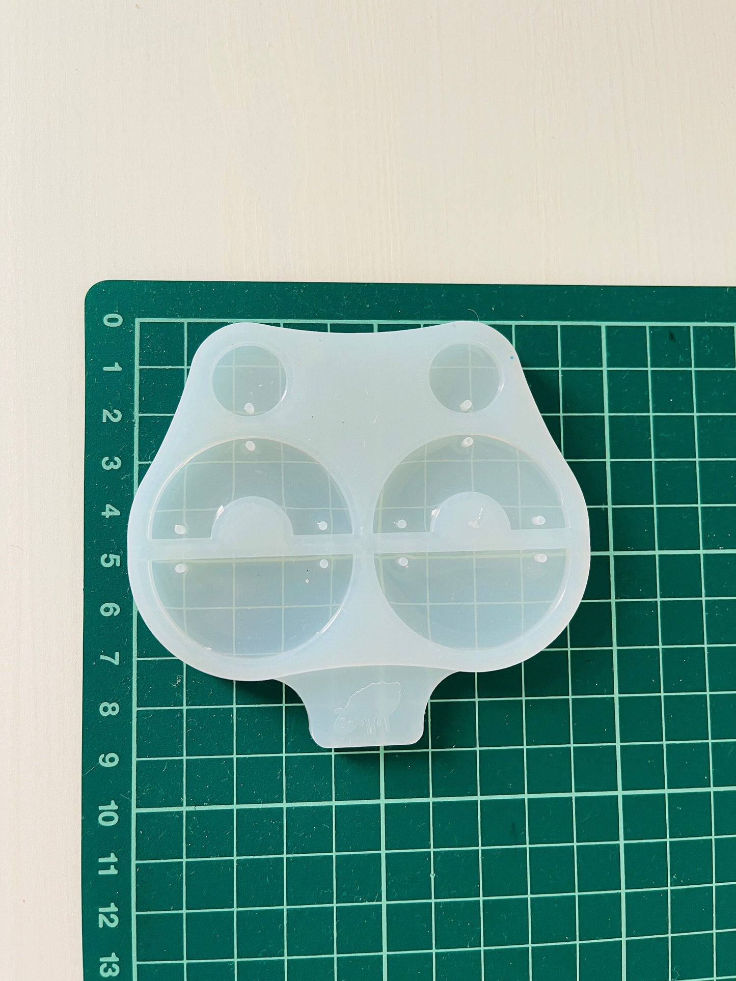 Silicone mold  modern earrings arc  . Mold for uv and epoxy resin. Super gloss resin mold. Jewelry earrings form