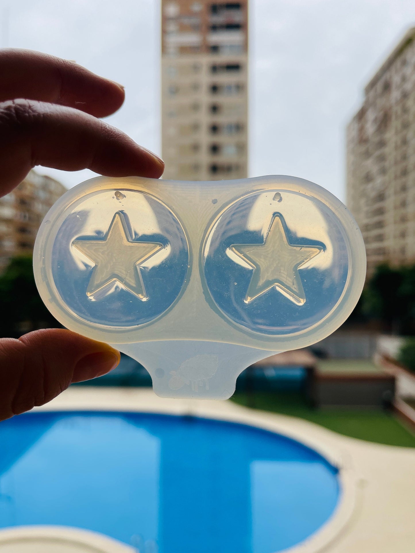 Silicone mold earrings a circle and star. Mold ring for epoxy and UV resin. Mold earrings a circle and star.