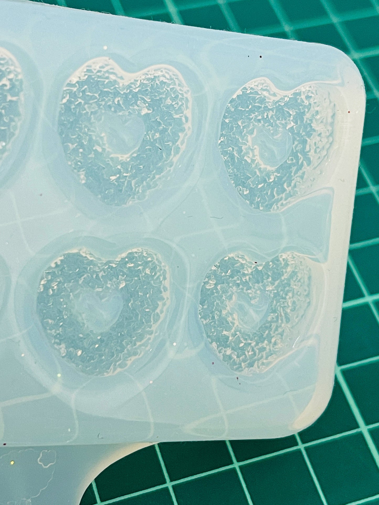 Earrings molds. Sugar hearts
