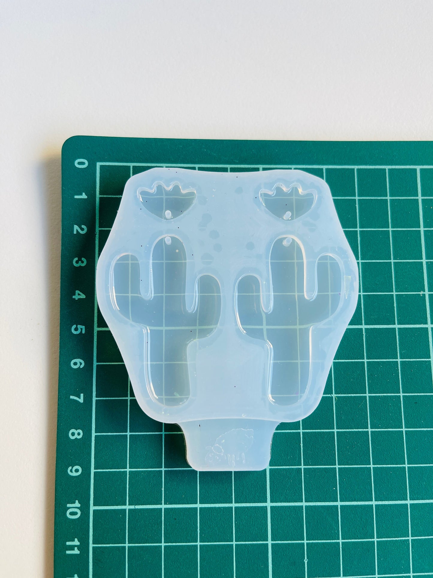 Сactus. Silicone mold for working with epoxy or UV resin.