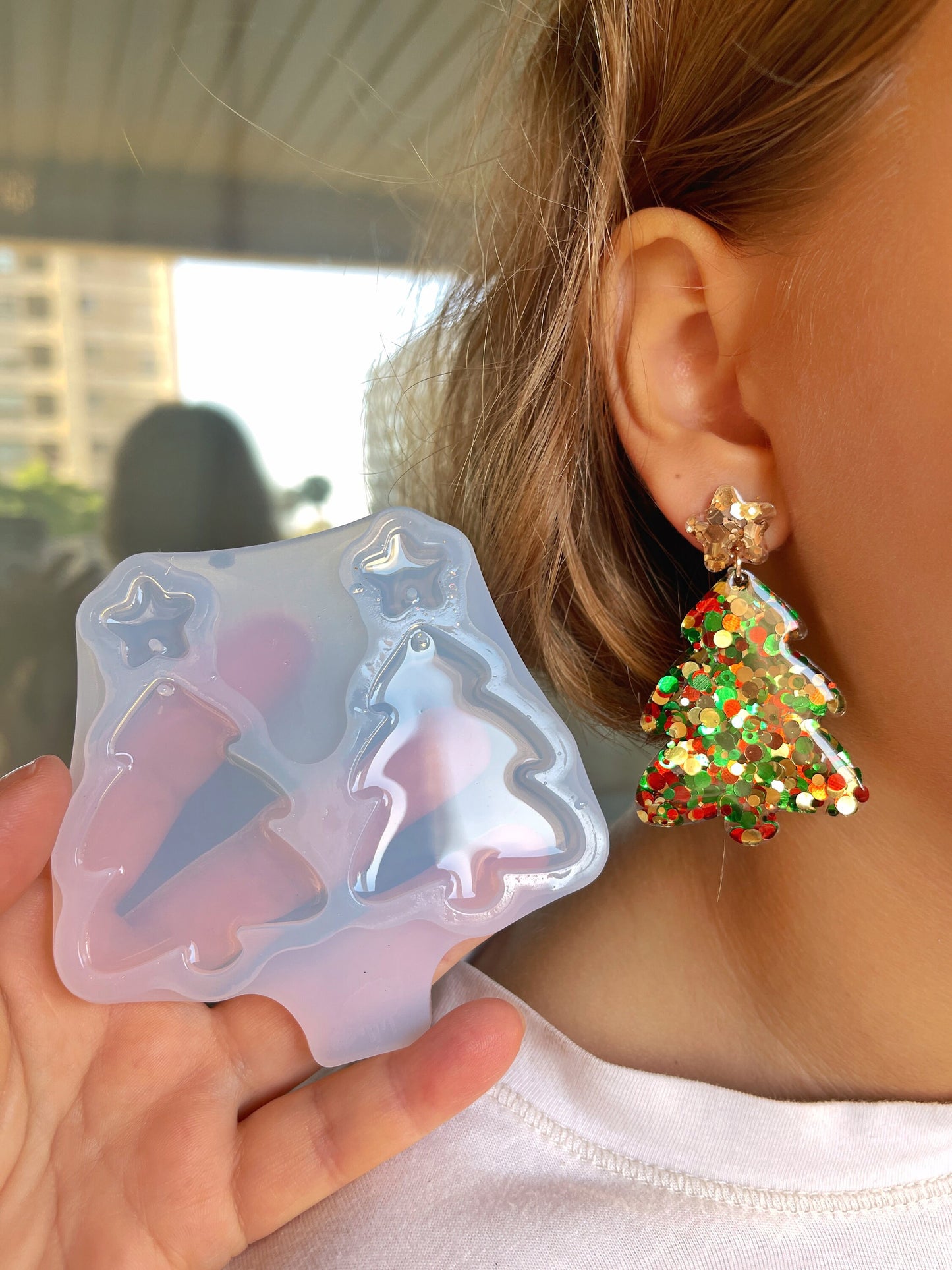Mold for earrings in the form of a Christmas tree. Form for epoxy or UV resin.