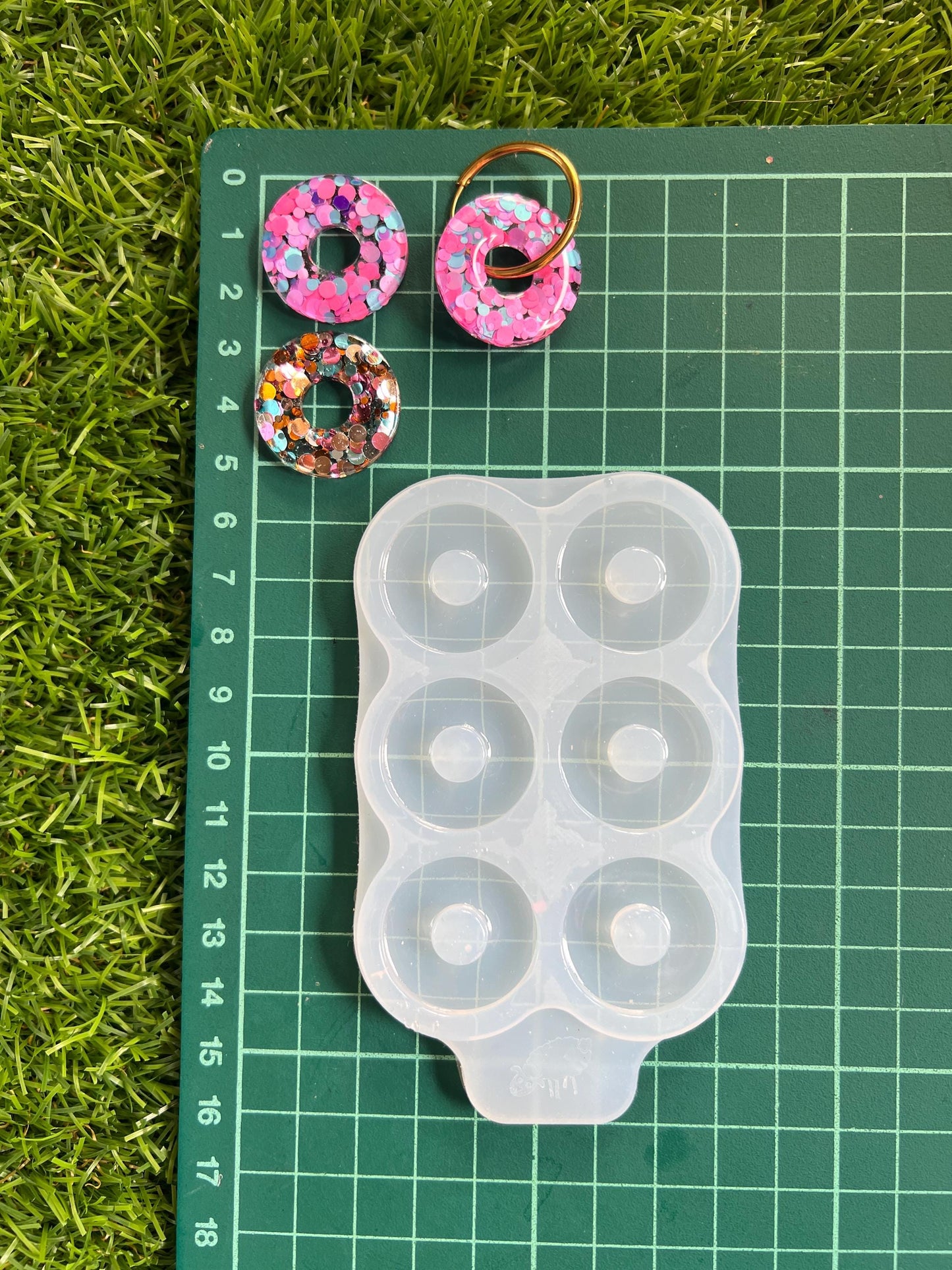 15, 20, 25 mm • Silicone Molds for Round Earrings • Mold for epoxy and UV resin • Super glossy resin form • Circle Shape Jewelry Earrings
