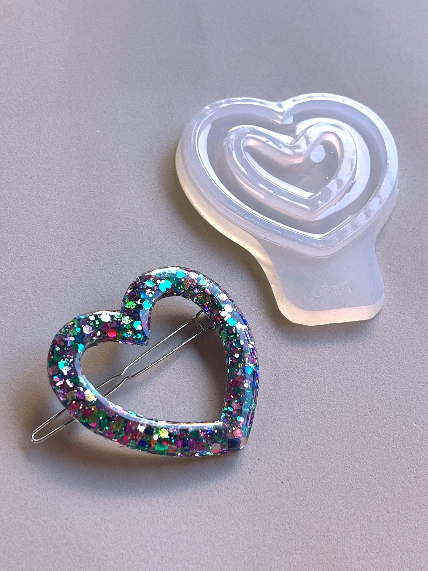 Heart hair clip 5.8 cm. Mold for epoxi and uv resin