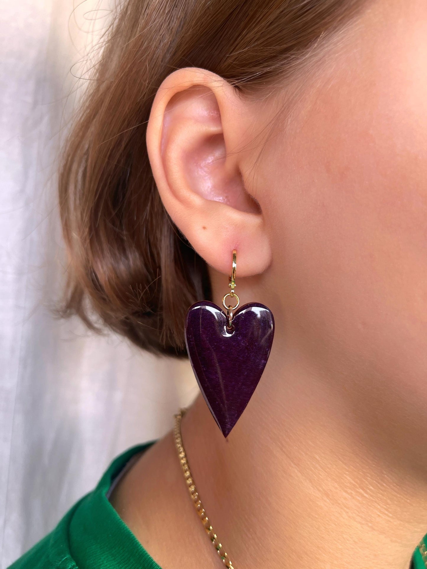 3.81 cm (1 1/2) Silicone heart earrings. Mold for epoxy and UV resin.