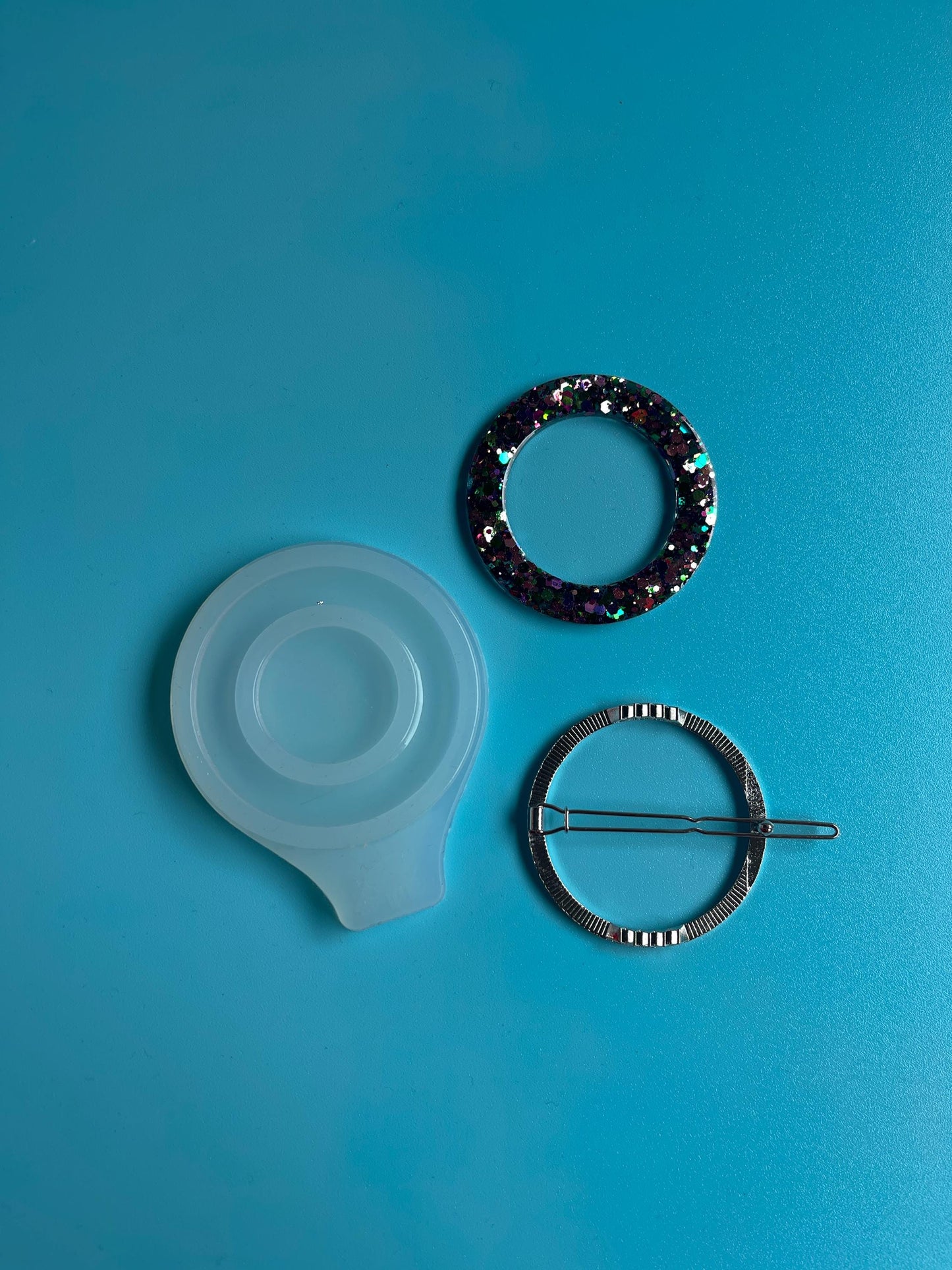 Round Hair Clip 5.8cm Epoxy & UV Resin Mold