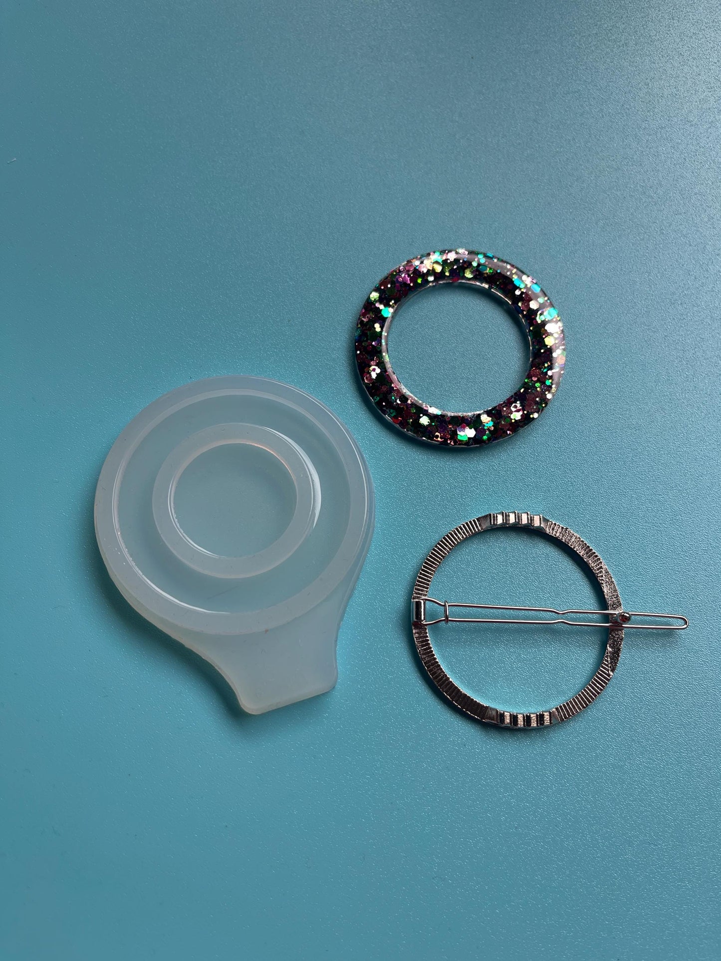 Round Hair Clip 5.8cm Epoxy & UV Resin Mold